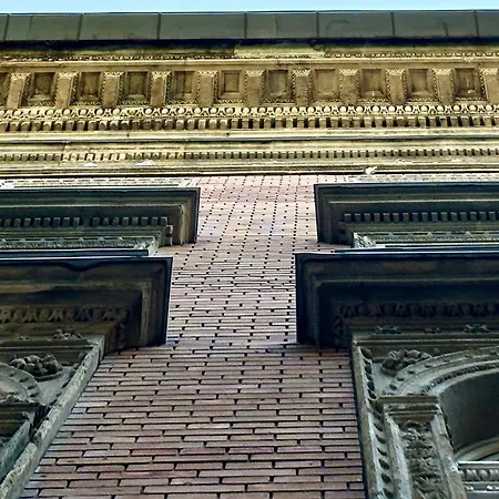 Andrassy 7 Premium Apartmán *